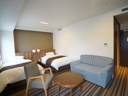 十分な広さを備えたツインルーム