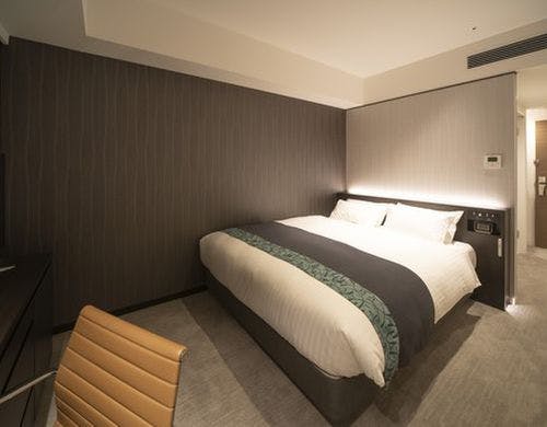 ミネラルウォーター（全室入室/1名様1本）