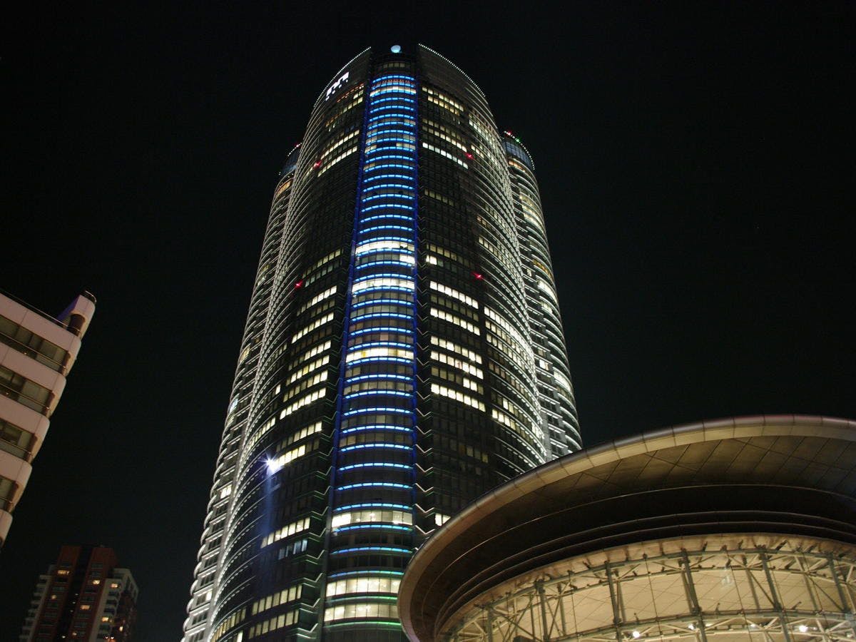 【롯폰기 힐즈】차로 약 16분・전철로 약 20분