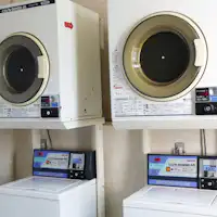 連續入住便利的自助洗衣店