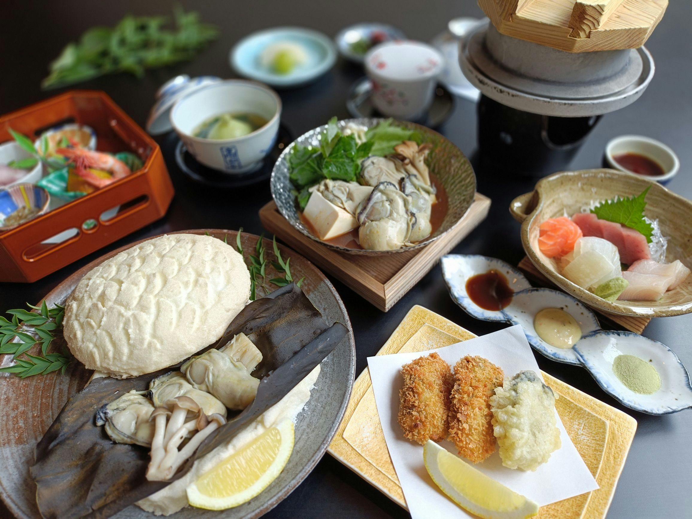 Thực đơn kaiseki hải sản kèm 3 món hàu từ Biển Nội địa Seto