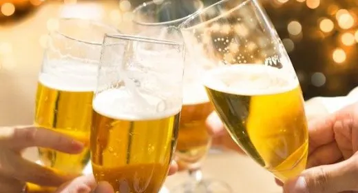 【出張応援プラン!】缶ビールで乾杯!梅田駅まで2駅!ワインも楽しめるフリーラウンジ付!<素泊まり>