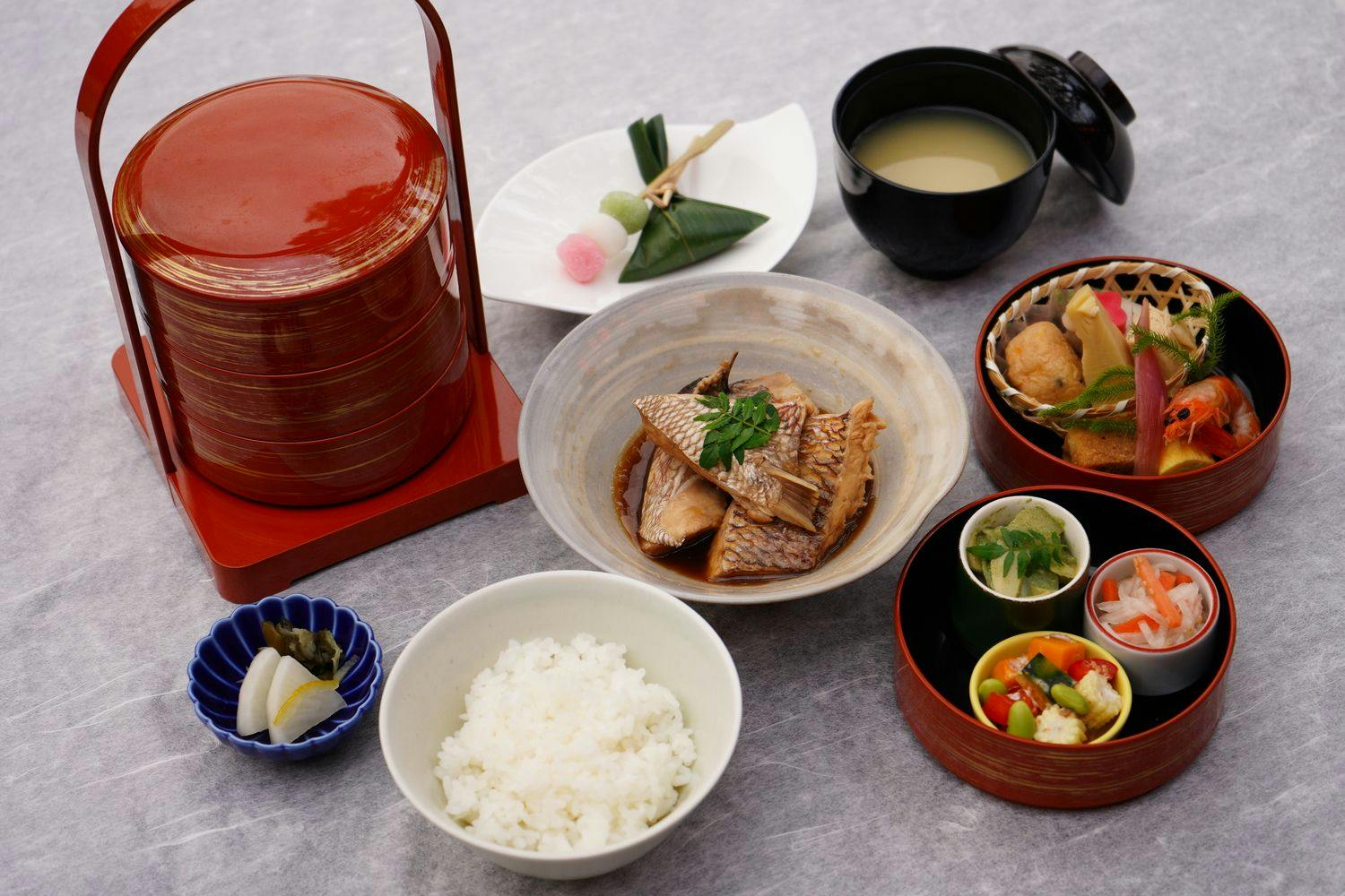 "อาหารเช้าแบบญี่ปุ่น 'Kyoto Washoku Gozen' โดยร้านอาหาร 'Kyo Ryori Isobe'"