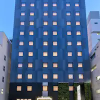 ホテル外観(夜のイメージ)