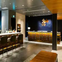 【แผนกต้อนรับ & TEA SALON】