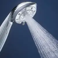 Refa ฝักบัว (ติดตั้งในบางห้องพัก)