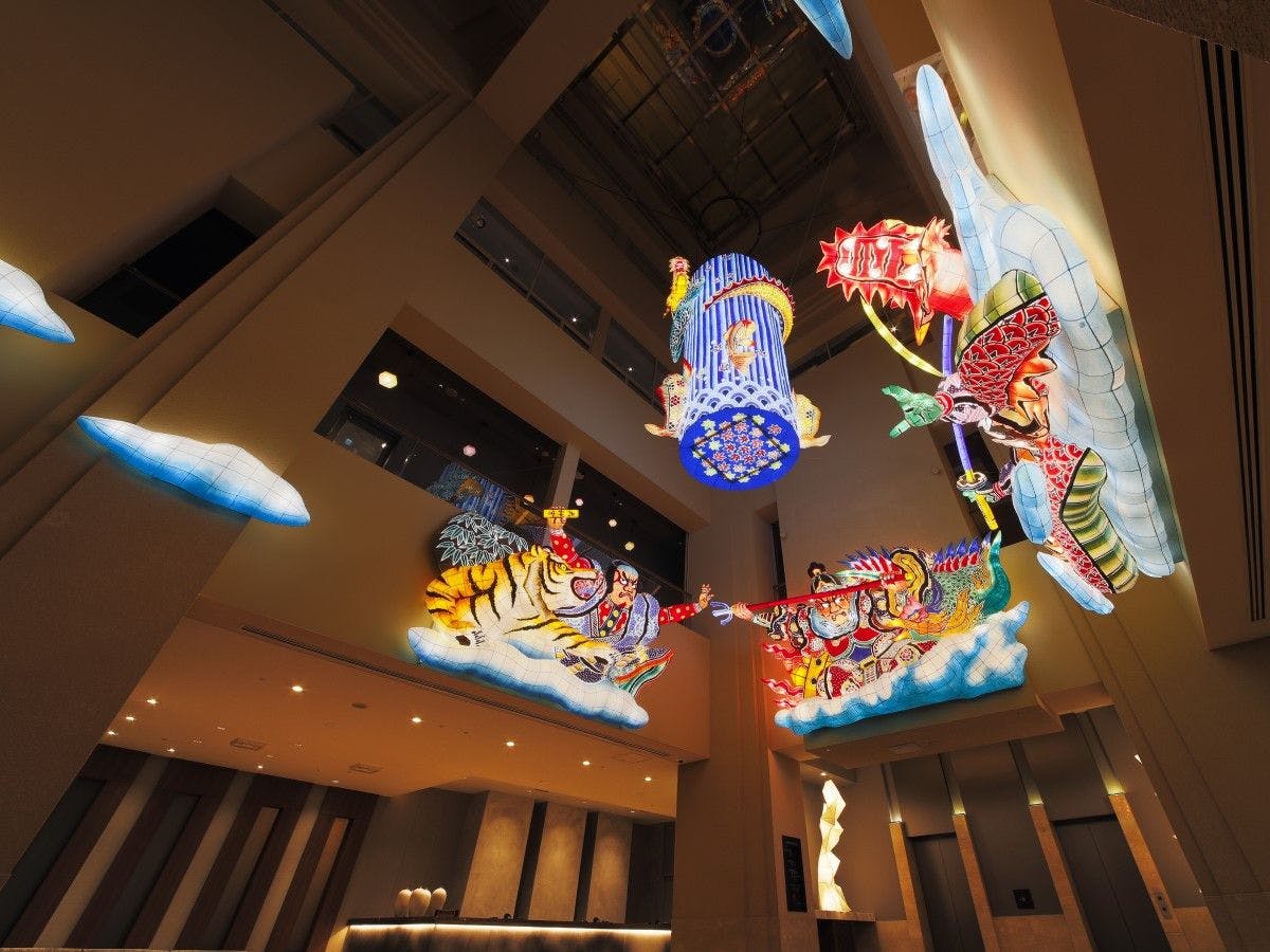 เนบุตะในล็อบบี้