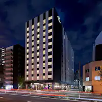 เดินประมาณ 10 นาทีจากทางออกทิศเหนือของสถานี JR โอซาก้า