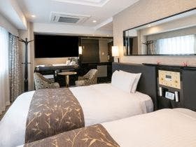 アパホテル〈人形町駅東〉