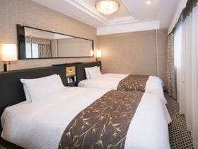 アパホテル〈人形町駅東〉