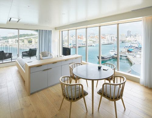 コーナースイート