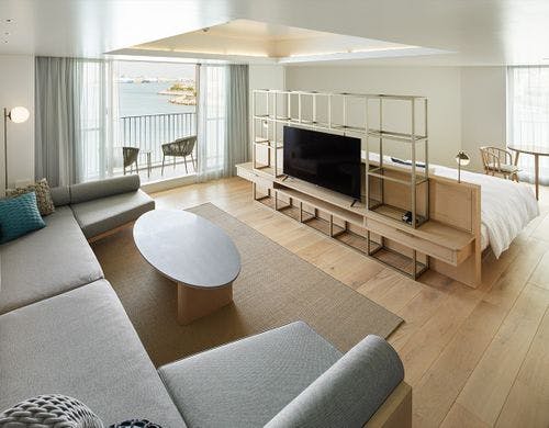 アンテルームスイート