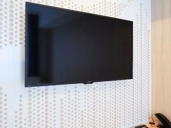 液晶テレビ