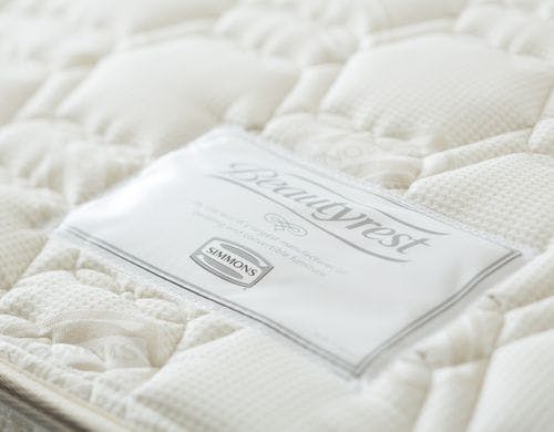 心地よい眠りを・・全室シモンズベッド使用