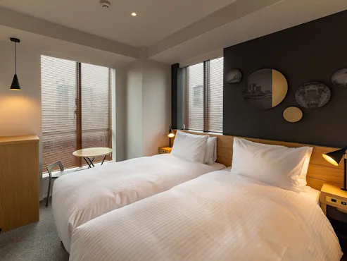 【Hollywood Twin】