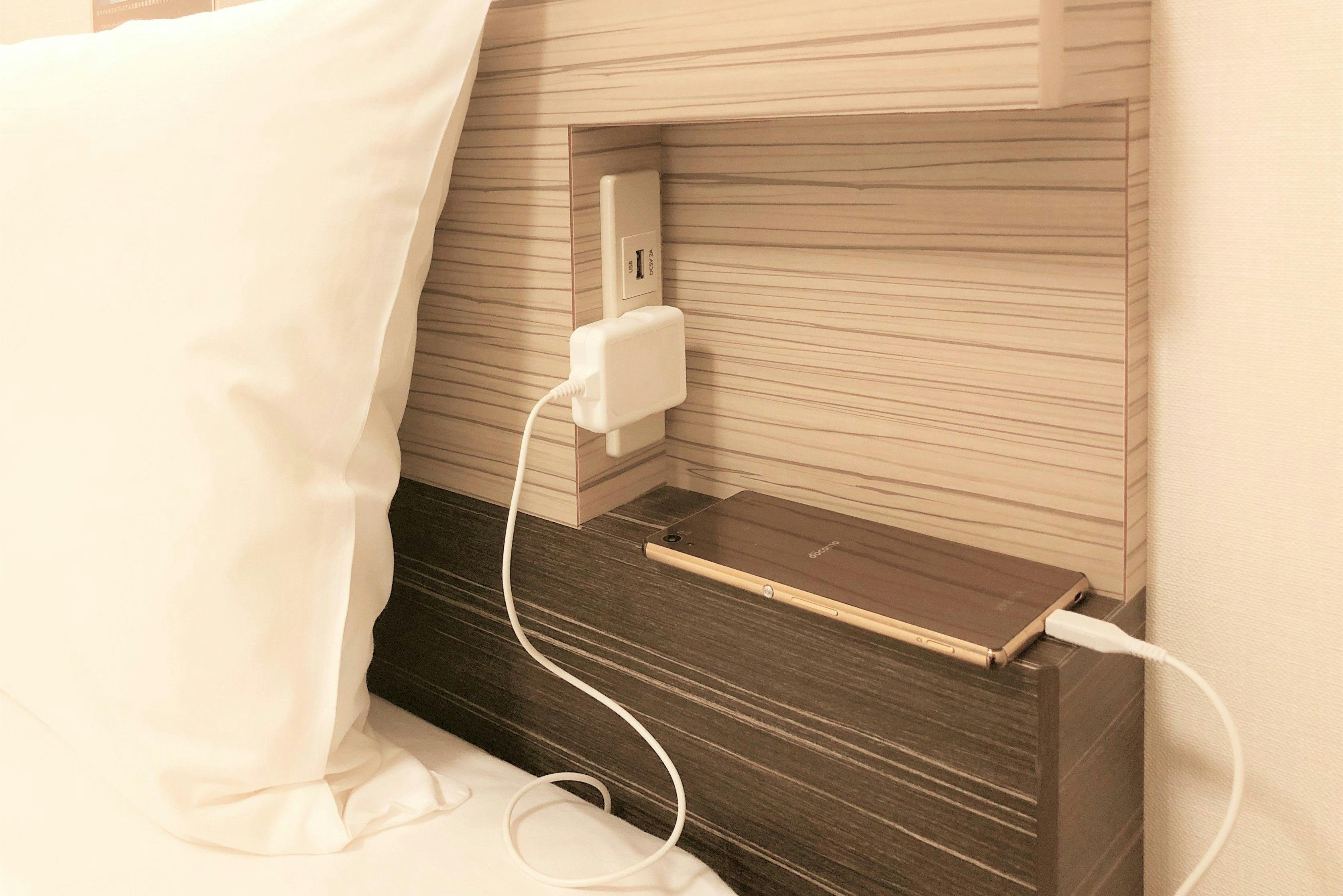 ปลั๊กหัวเตียง