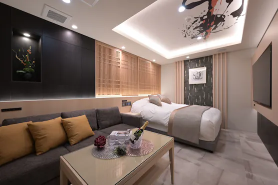 デラックスクイーン