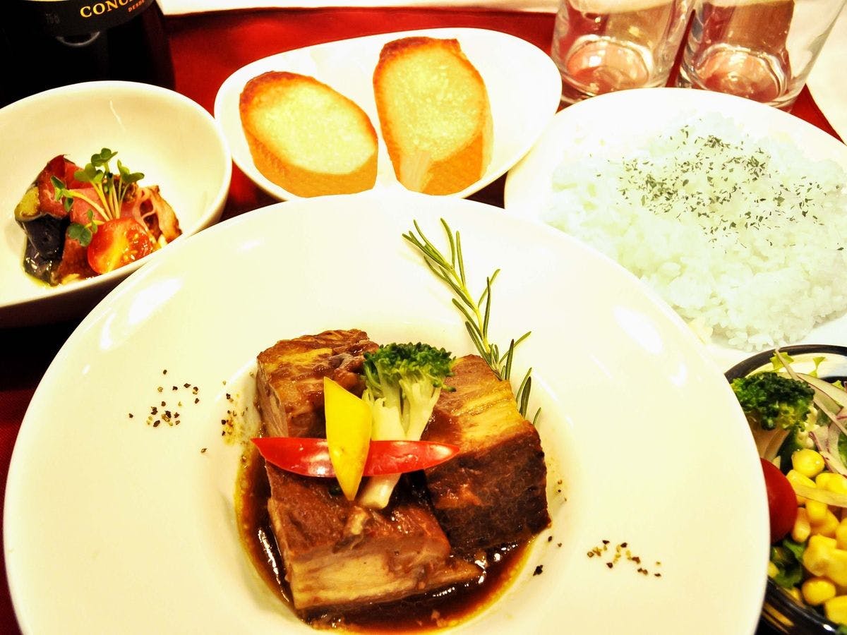 アパホテル 名古屋駅前 夕食付 Peter Coleオリジナルアイリッシュシチュー 1ドリンク付 大浴場無料 シングルルーム 全室禁煙 宿泊予約は 一休 Com