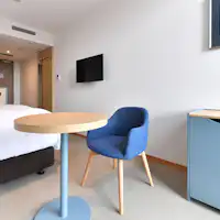 コンフォートダブルベッドルーム