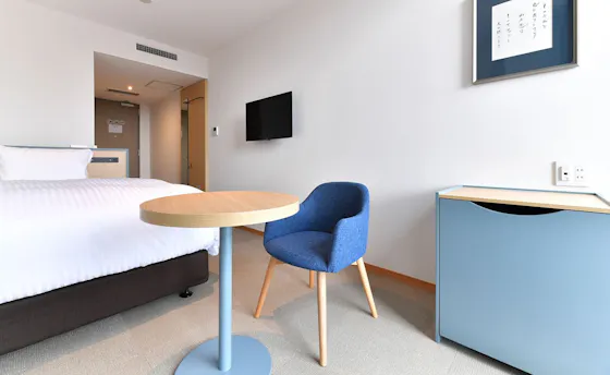 コンフォートダブルベッドルーム