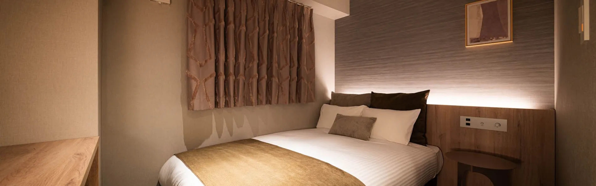 R Hotel Namba South