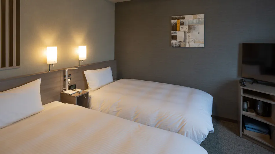 Hotel Route-Inn Grand Wakayama Station East Exit