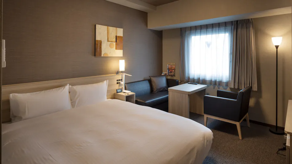 Hotel Route-Inn Grand Wakayama Station East Exit