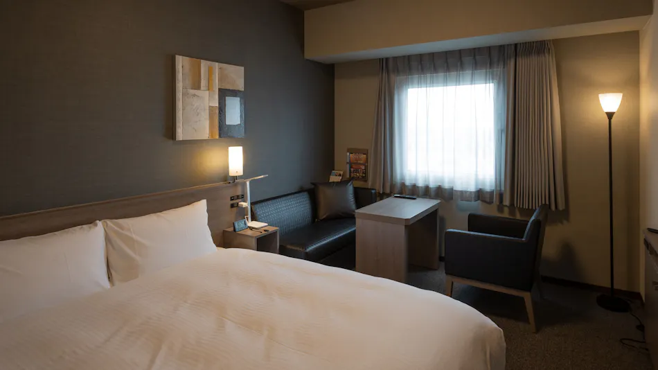 Hotel Route-Inn Grand Wakayama Station East Exit