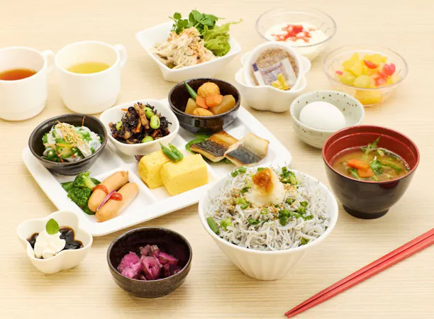 和食盛り付けイメージ