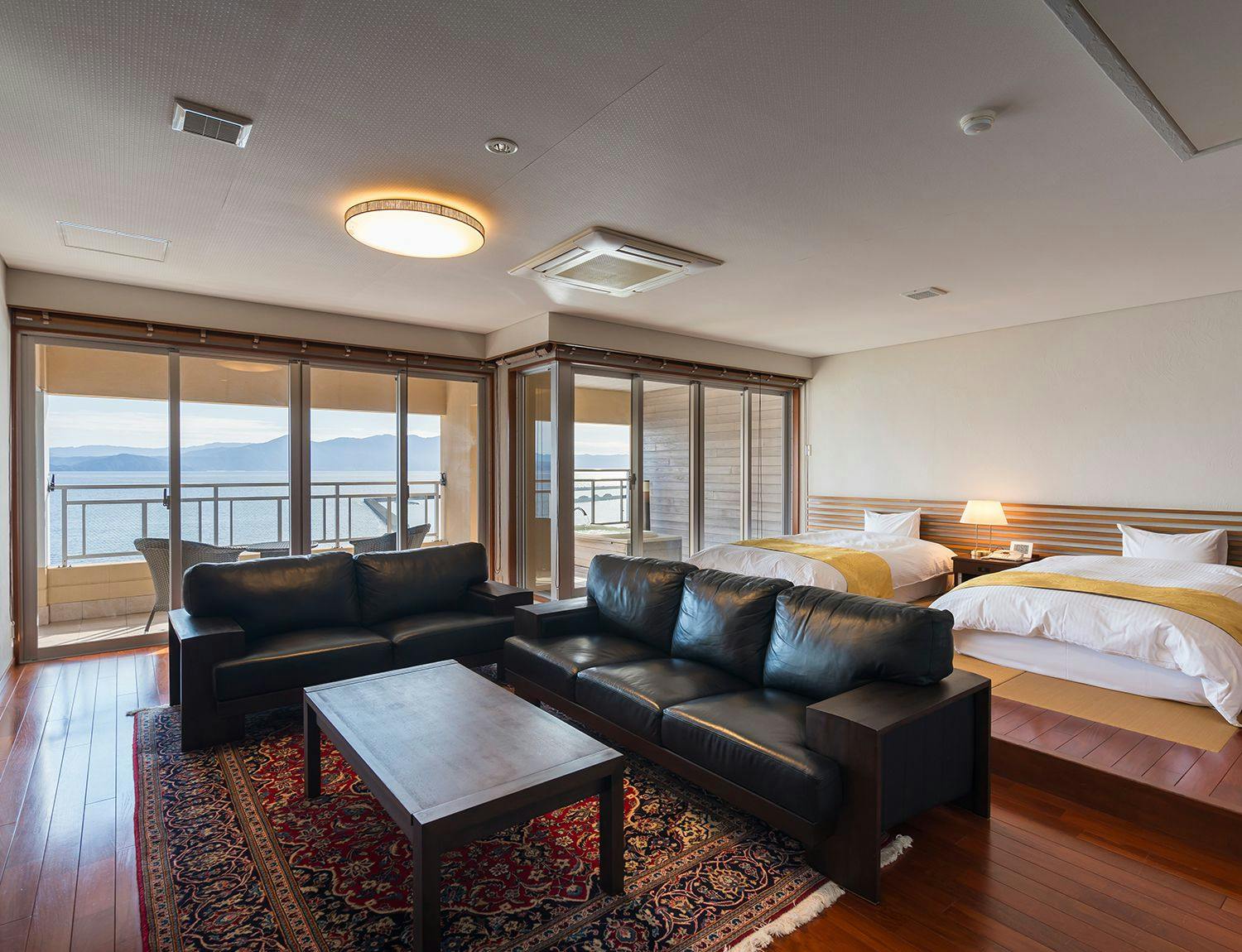 ห้องพักพร้อมอ่างอาบน้ำกลางแจ้ง