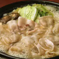 หม้อไฟหมูป่ามิโสะใส่เกาลัด