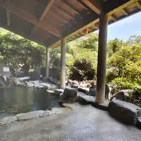 露天น้ำพุร้อนขนาดใหญ่