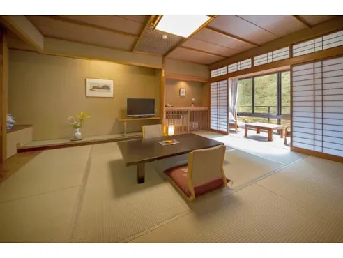Kamar gaya Jepang 10 tatami