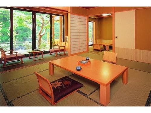 本館露天風呂付和室「星ひかり」檜露天風呂