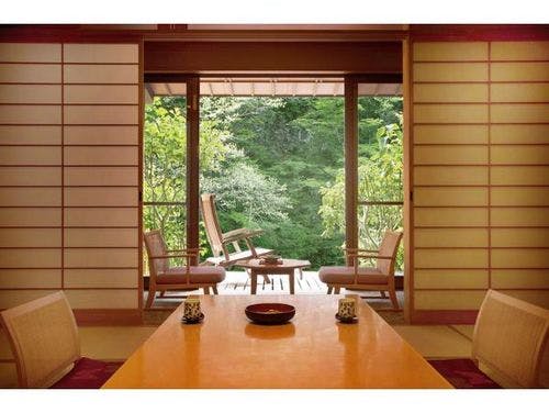 本館露天風呂付き和室「星ひかり」