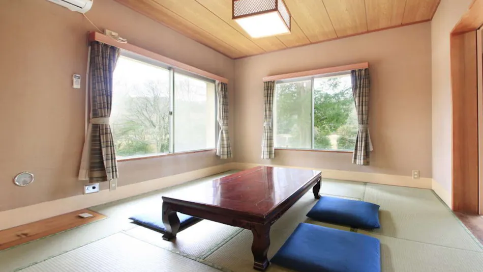 Izu Ippeki Lake Lakeside Terrace