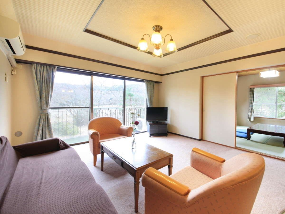 Izu Ippeki Lake Lakeside Terrace