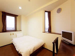 アテーナ海月 素泊 仲良しカップルに 二人仲良くシングルルームプラン 旧館ロドス館シングル セミダブル カップル利用 喫煙 Yahoo トラベル