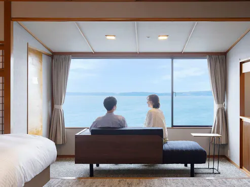 ห้องซูพีเรียร์แบบญี่ปุ่นและตะวันตก เตียงคู่ พร้อมอ่างอาบน้ำในตัว