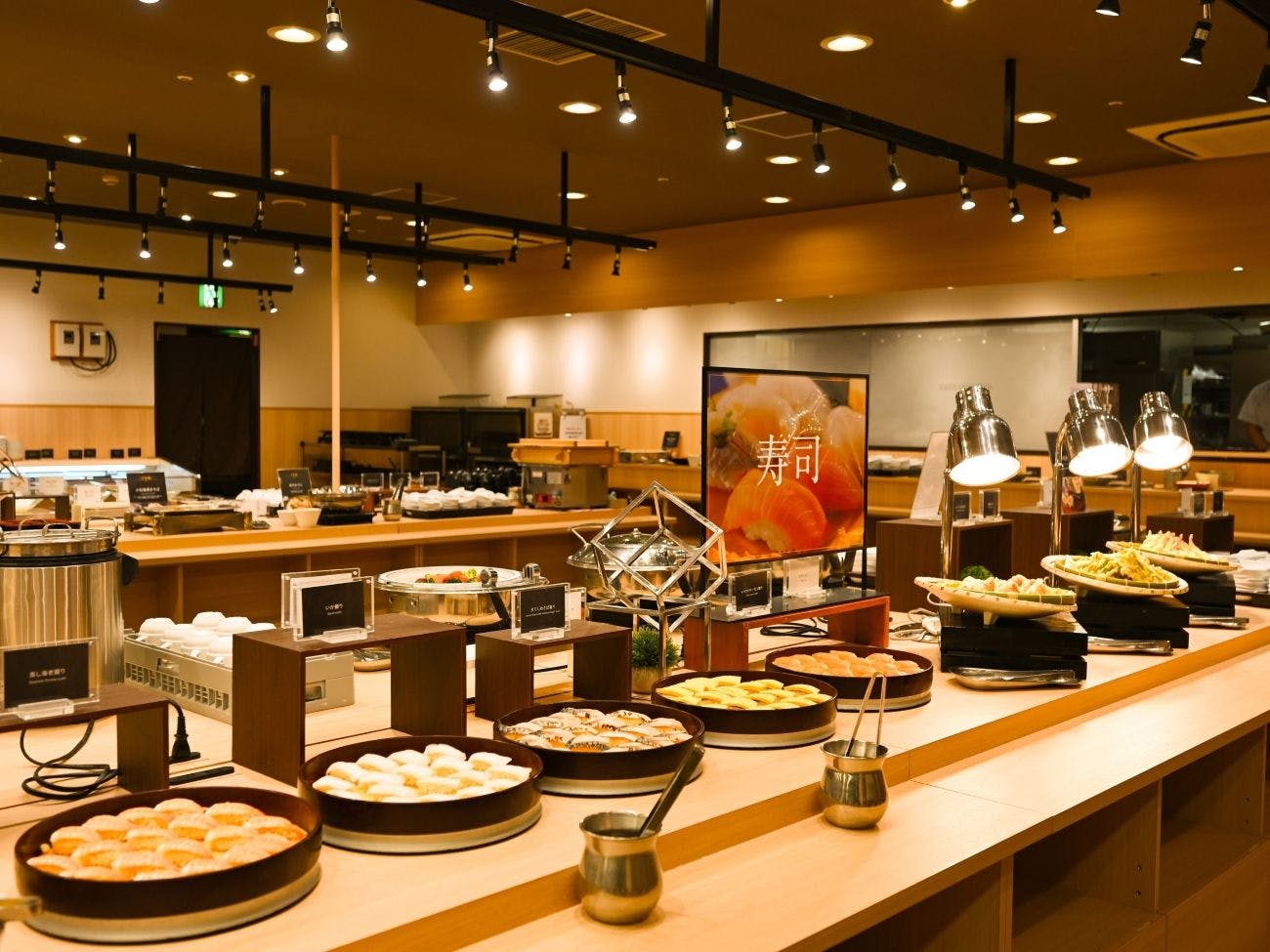 Ooedo Onsen Monogatari Awazu Grand Hotel