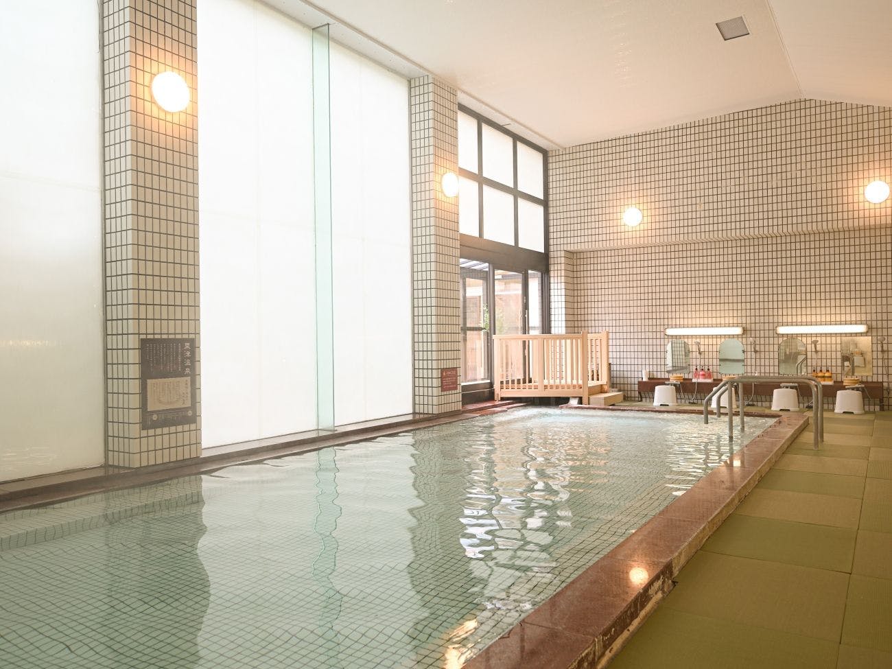Ooedo Onsen Monogatari Awazu Grand Hotel