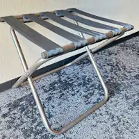 【Fasilitas Kamar】Rak Bagasi