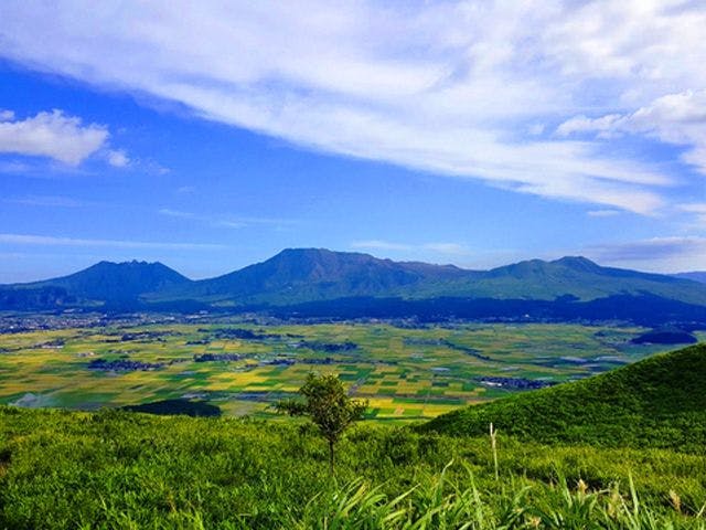 ชมภูเขาอาโสะทั้งห้าจากไดคัมโบะ