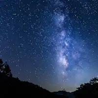 ทัวร์กลางคืน - ท้องฟ้าที่เต็มไปด้วยดวงดาว