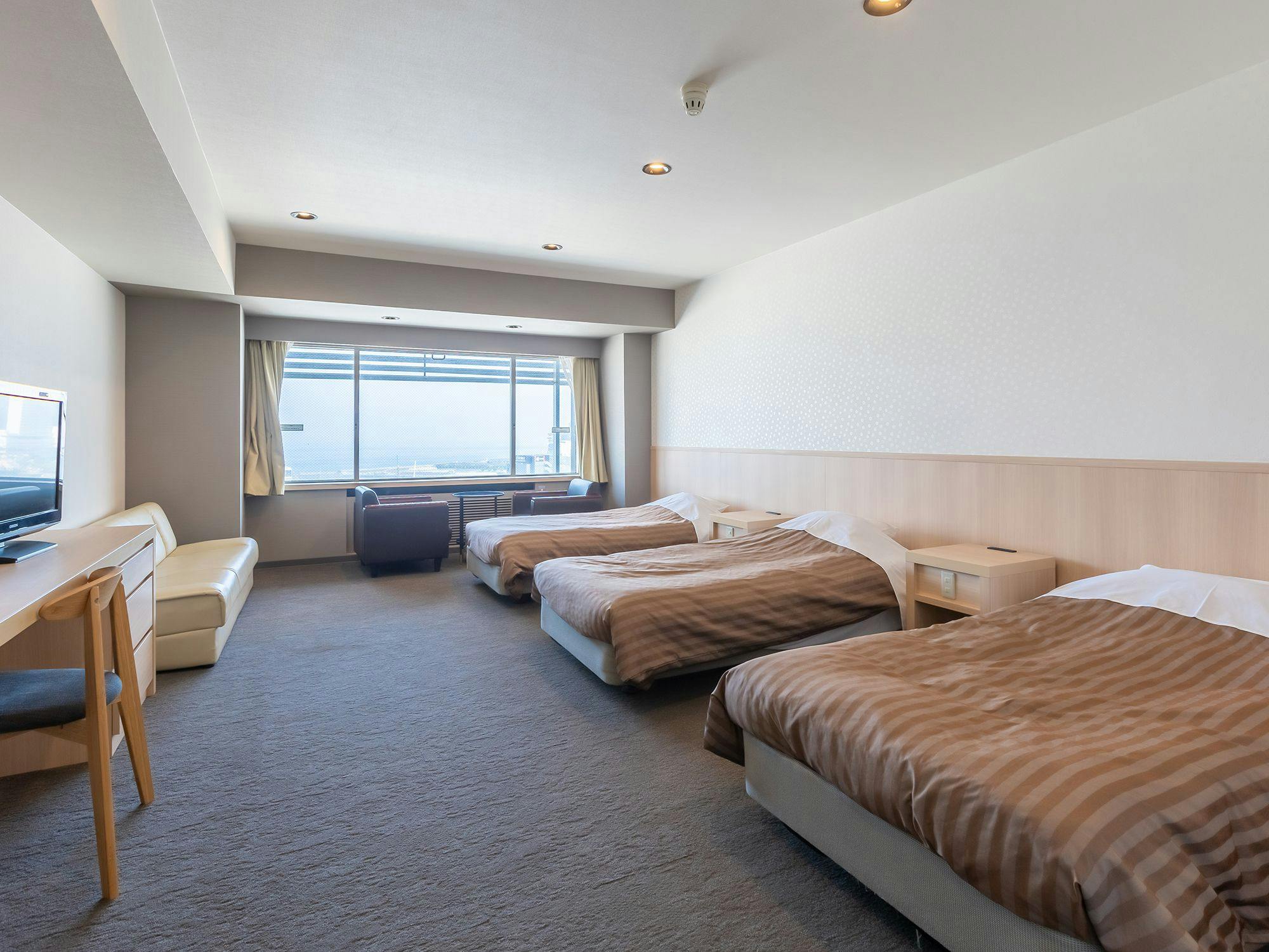 Atami New Fujiya Hotel