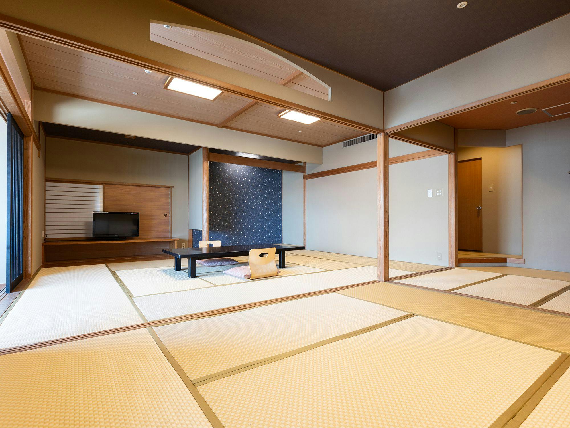 Atami New Fujiya Hotel
