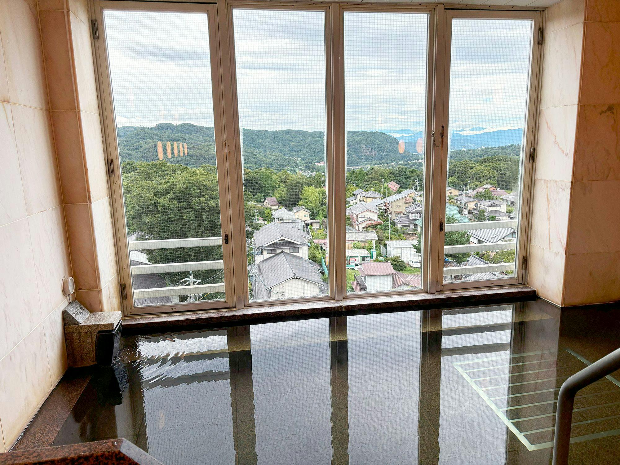 ห้องอาบน้ำสาธารณะ