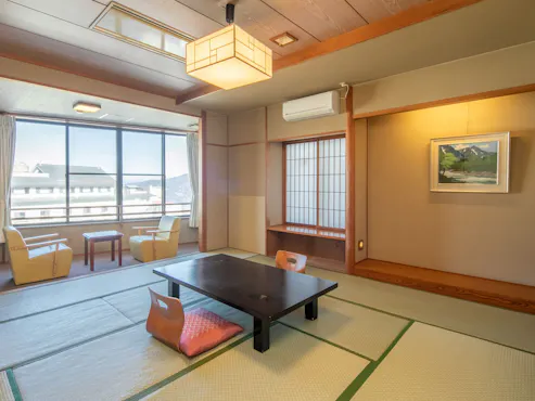 Kamar bergaya Jepang 12 tatami