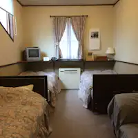 ห้องพักหมายเลข 201/203