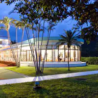 본관 & 레스토랑